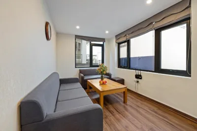22Housing luxury Hotel & Residence 39 Linh Lang – Photos 12